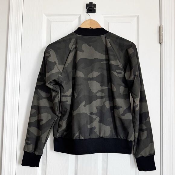 NEW ALBION Bomber Jacket in Camo Size S - Picture 9 of 14